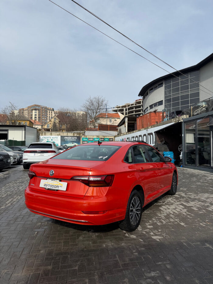 Volkswagen Jetta – 2018, 1.4 L Benzină