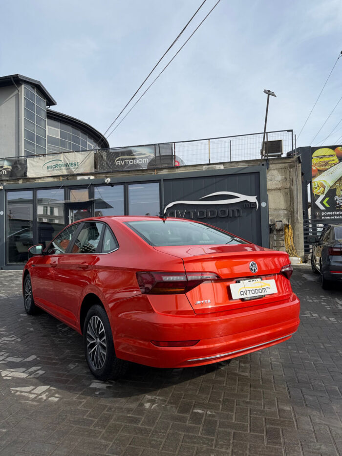 Volkswagen Jetta – 2018, 1.4 L Benzină