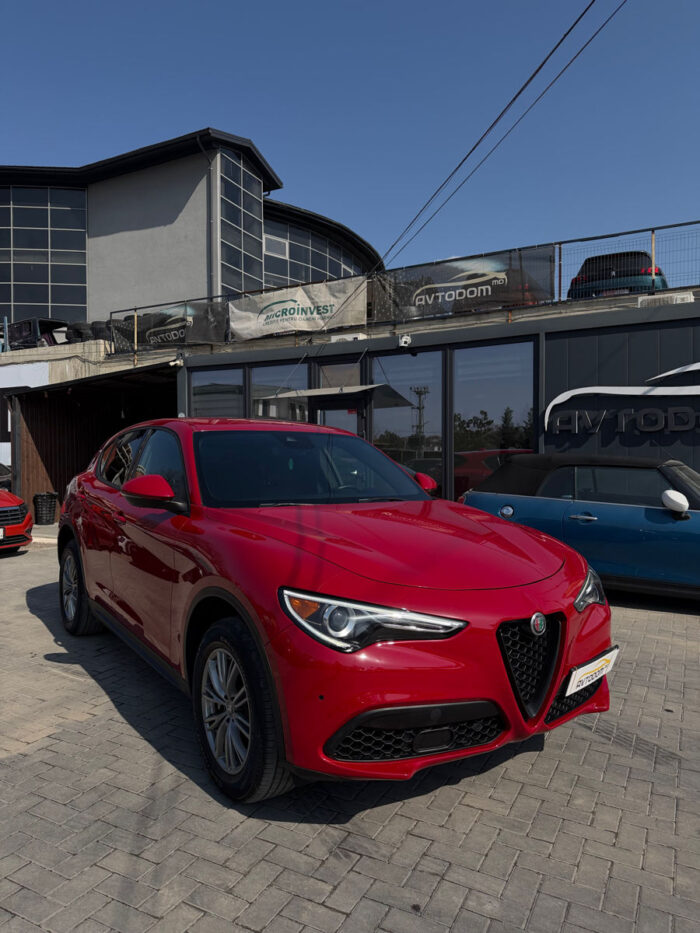 Alfa Romeo Stelvio – 2022, 2.0 L Benzină