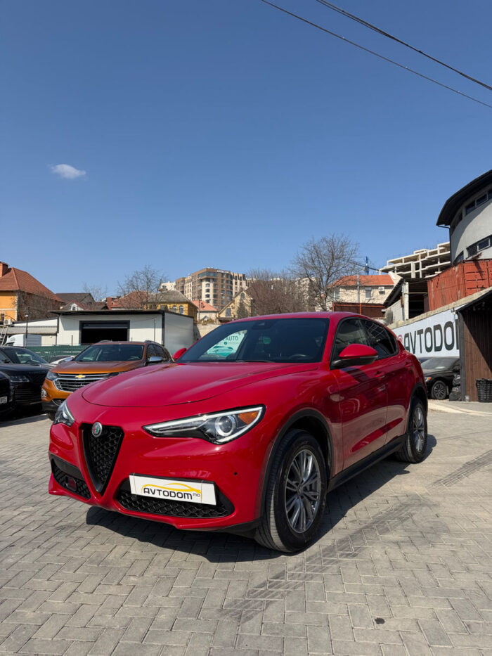 Alfa Romeo Stelvio – 2022, 2.0 L Benzină