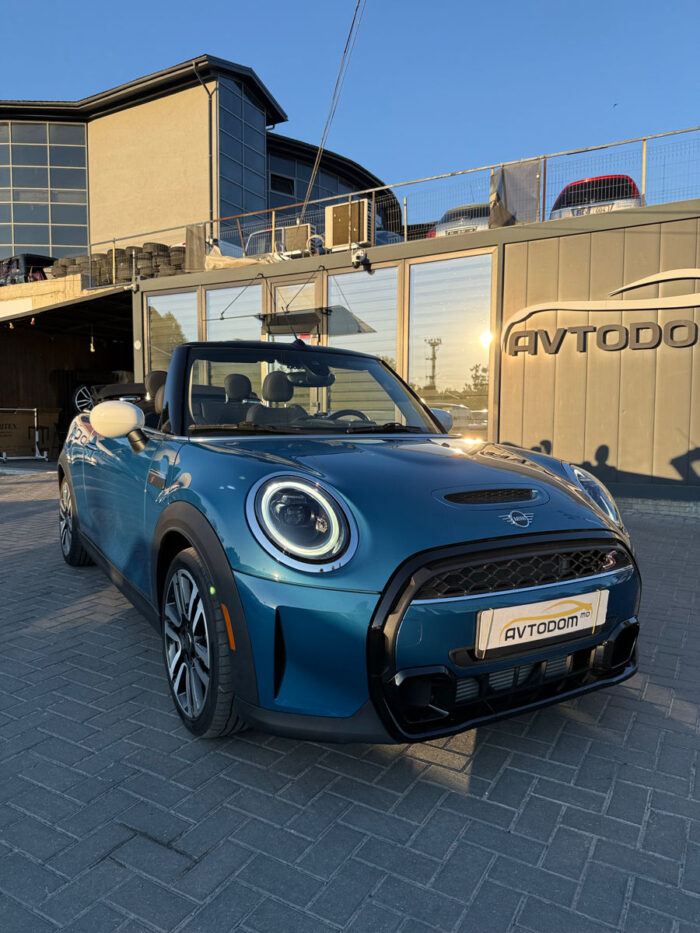 Mini Cooper S – 2023, 2.0 L Benzină