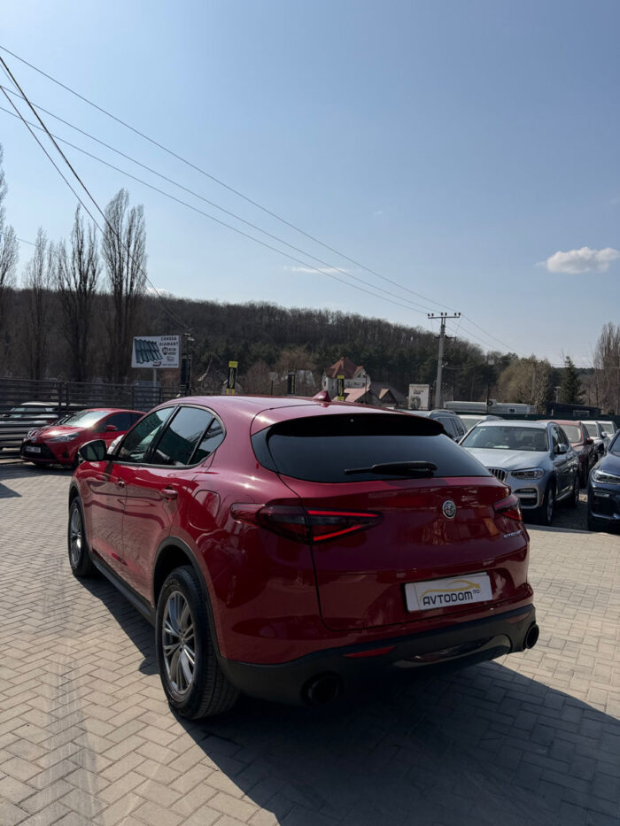 Alfa Romeo Stelvio – 2022, 2.0 L Benzină