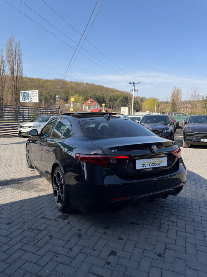Alfa Romeo Giulia – 2022, 2.0 L Benzină