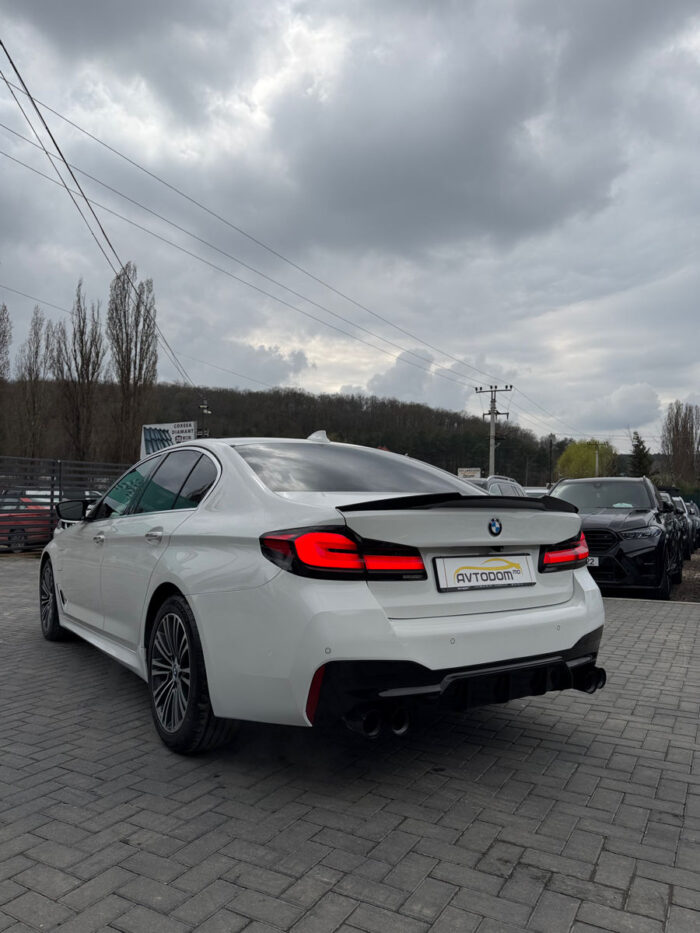 BMW 5 Series – 2017, 2.0 L Plug-in Hybrid (benzină)