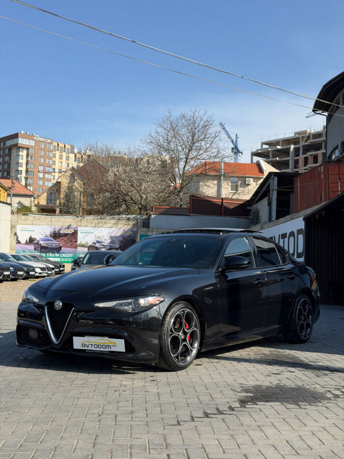 Alfa Romeo Giulia – 2022, 2.0 L Benzină