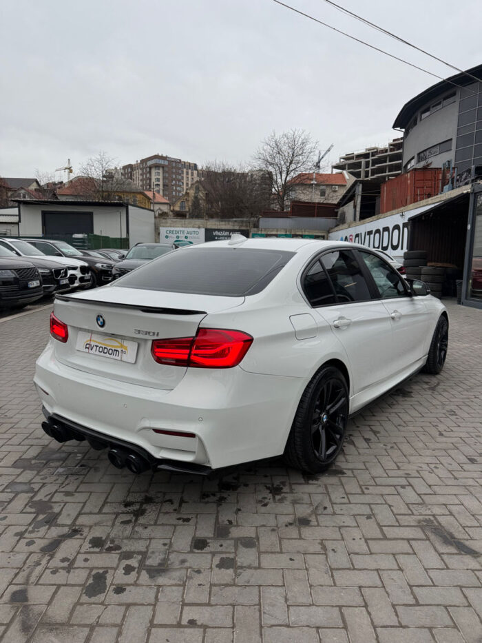 BMW 3 Series – 2017, 2.0 L Benzină