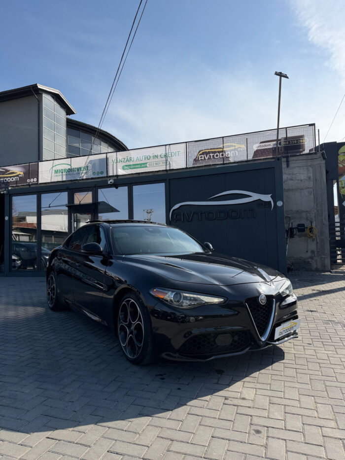 Alfa Romeo Giulia – 2022, 2.0 L Benzină