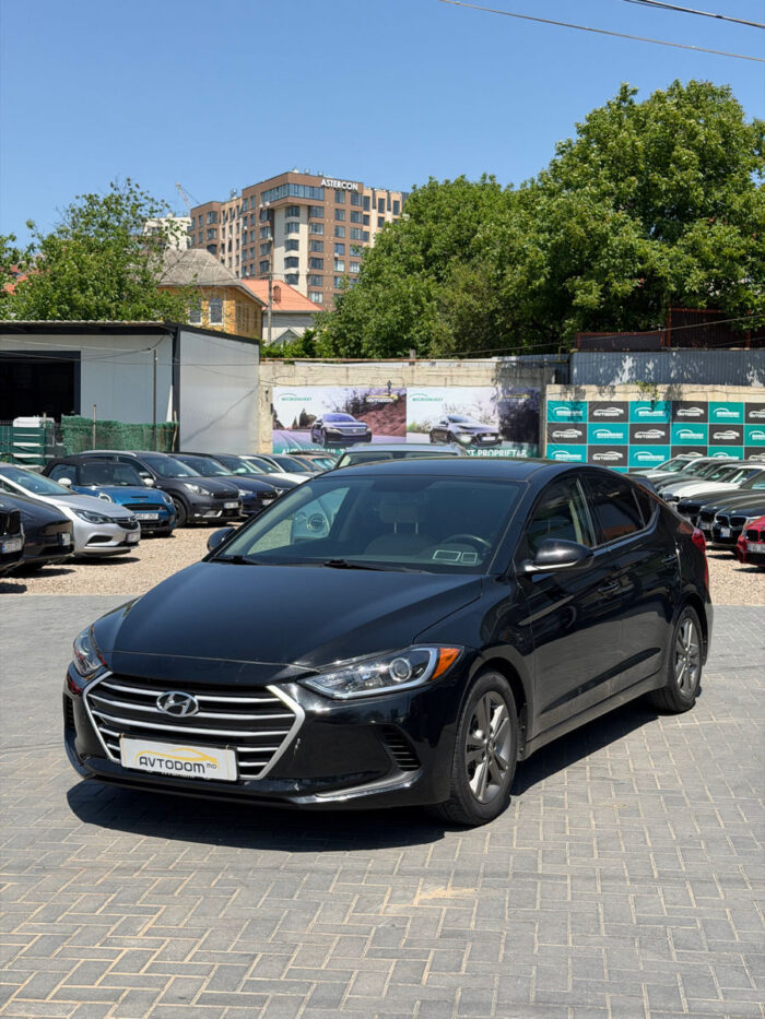 Hyundai Elantra – 2017, 2.0 L Benzină