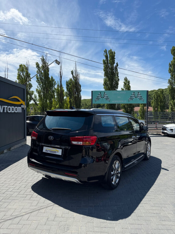 KIA Carnival – 2016, 2.2 L Diesel