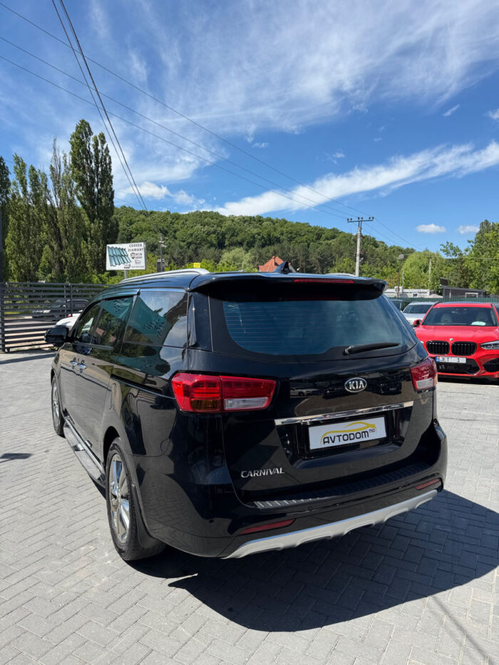 KIA Carnival – 2016, 2.2 L Diesel